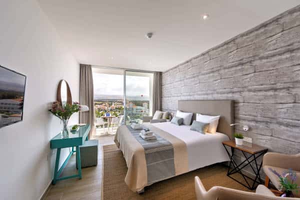 Premium Room with Executive Lounge Access