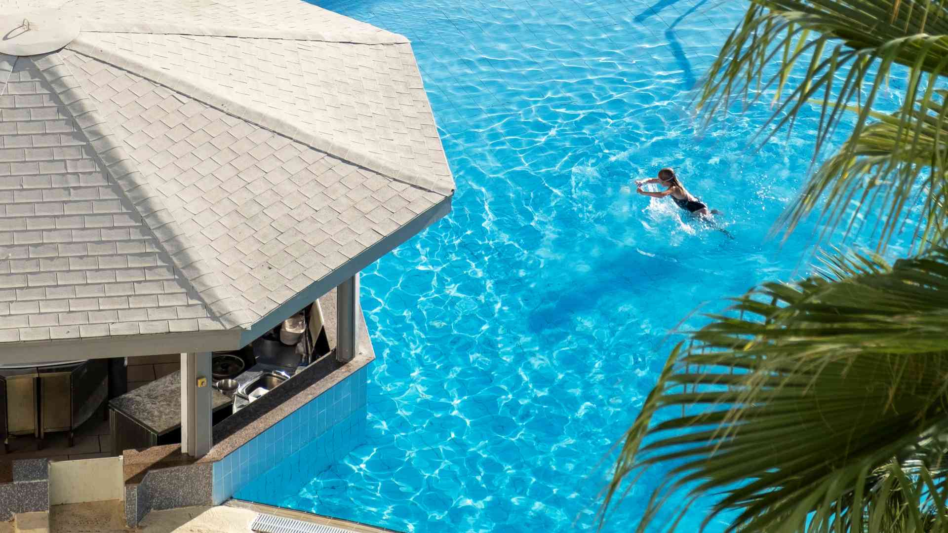 Leonardo Laura Beach and Splash Resort - Lagoon Bar