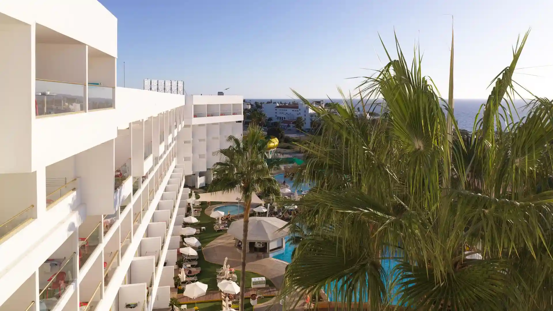 Deluxe Room Sea View with Executive Lounge Access