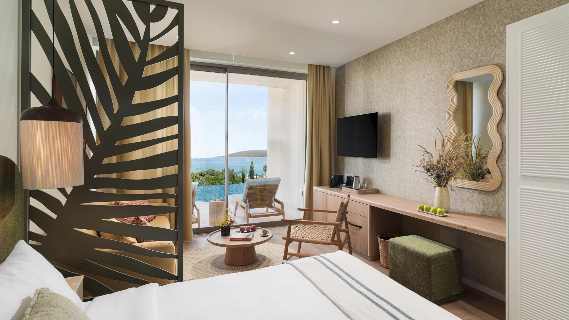 Swim-Up Junior Suite Pool View